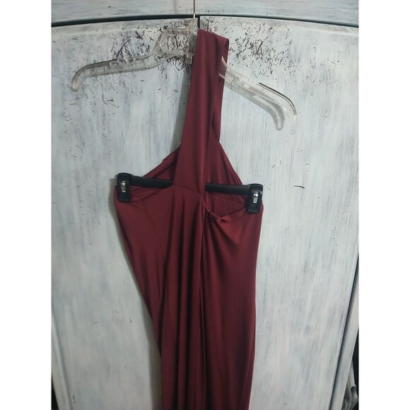 Love & Friends Maxi One Sleeve Dress Xs Nwt Sexy Burgundy - Picture 4 of 10